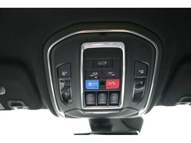 Nuevos JEEP GRAND CHEROKEE à Estados chez autogozo