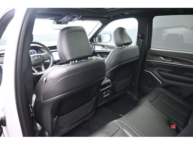 Nuevos JEEP GRAND CHEROKEE à Estados chez autogozo