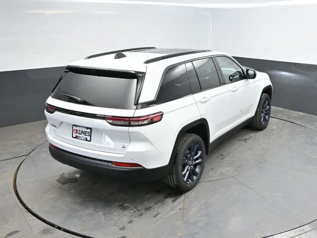 Nuevos JEEP GRAND CHEROKEE à Estados chez autogozo