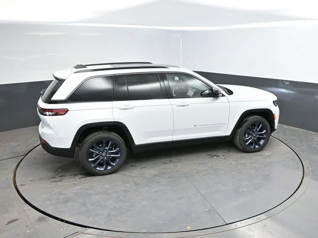 Nuevos JEEP GRAND CHEROKEE à Estados chez autogozo