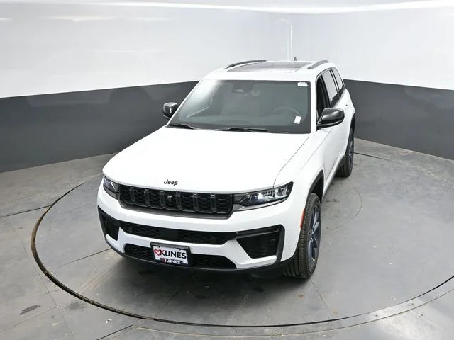 Nuevos JEEP GRAND CHEROKEE à Estados chez autogozo