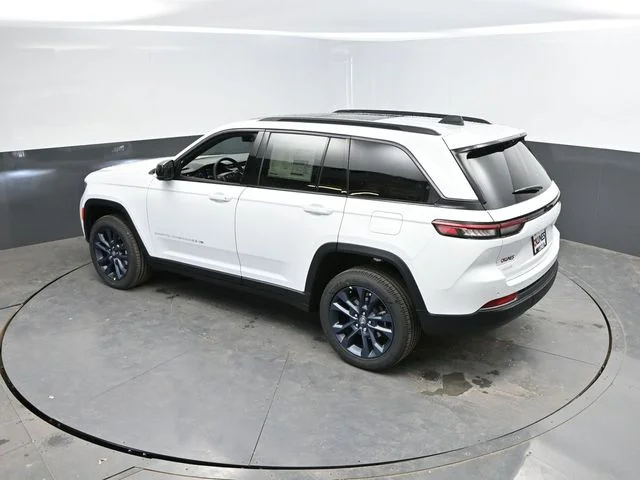 Nuevos JEEP GRAND CHEROKEE à Estados chez autogozo