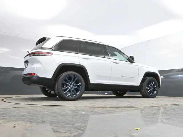 Nuevos JEEP GRAND CHEROKEE à Estados chez autogozo