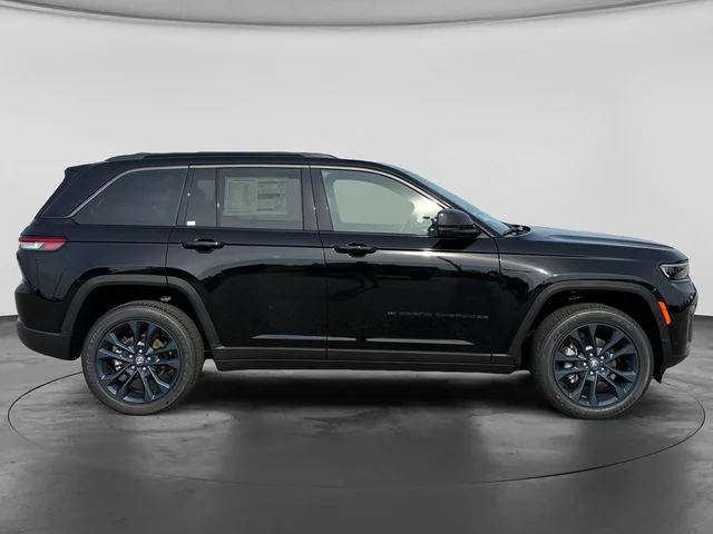 Nuevos JEEP GRAND CHEROKEE à Estados chez autogozo