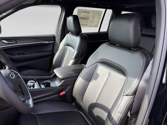 Nuevos JEEP GRAND CHEROKEE à Estados chez autogozo