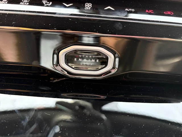 Nuevos JEEP GRAND CHEROKEE à Estados chez autogozo