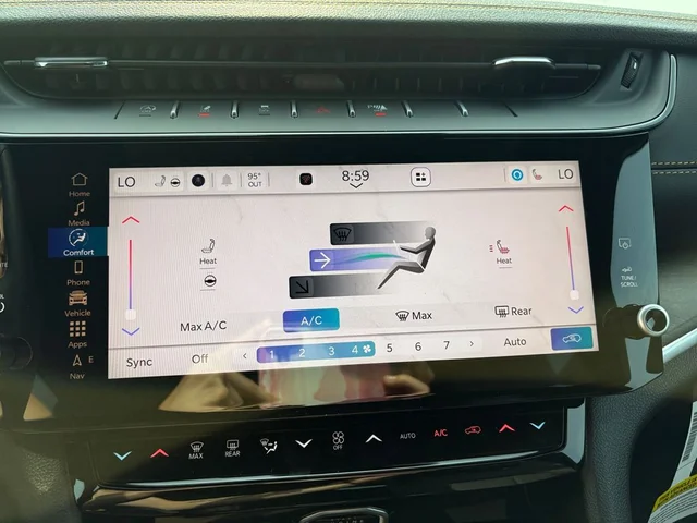 Nuevos JEEP GRAND CHEROKEE à Estados chez autogozo