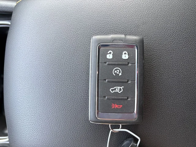 Nuevos JEEP GRAND CHEROKEE à Estados chez autogozo