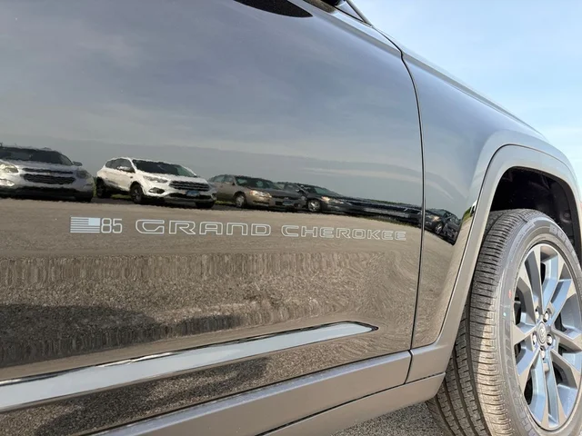 Nuevos JEEP GRAND CHEROKEE à Estados chez autogozo