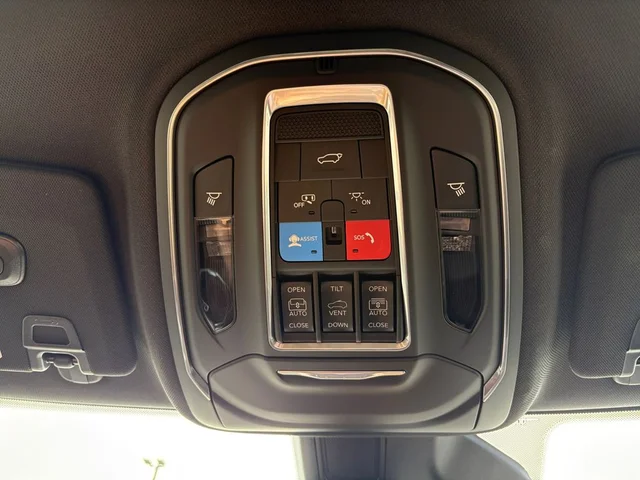 Nuevos JEEP GRAND CHEROKEE à Estados chez autogozo