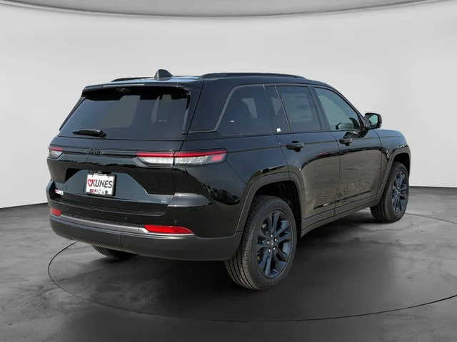 Nuevos JEEP GRAND CHEROKEE à Estados chez autogozo