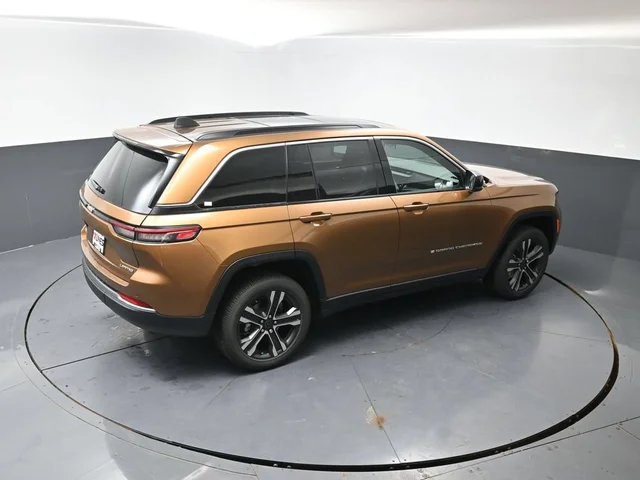 Nuevos JEEP GRAND CHEROKEE à Estados chez autogozo
