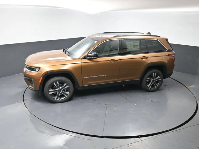Nuevos JEEP GRAND CHEROKEE à Estados chez autogozo