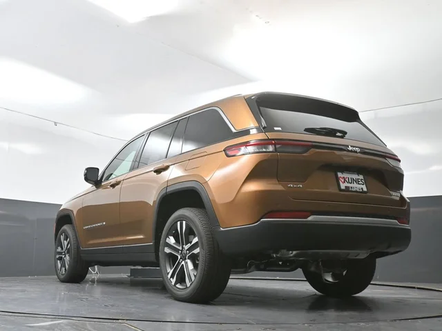 Nuevos JEEP GRAND CHEROKEE à Estados chez autogozo