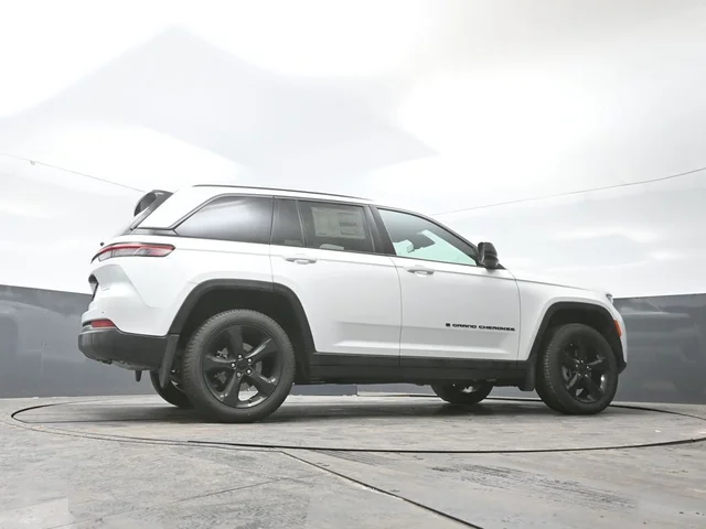 Nuevos JEEP GRAND CHEROKEE à Estados chez autogozo