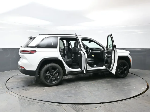 Nuevos JEEP GRAND CHEROKEE à Estados chez autogozo