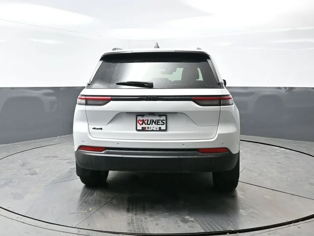Nuevos JEEP GRAND CHEROKEE à Estados chez autogozo