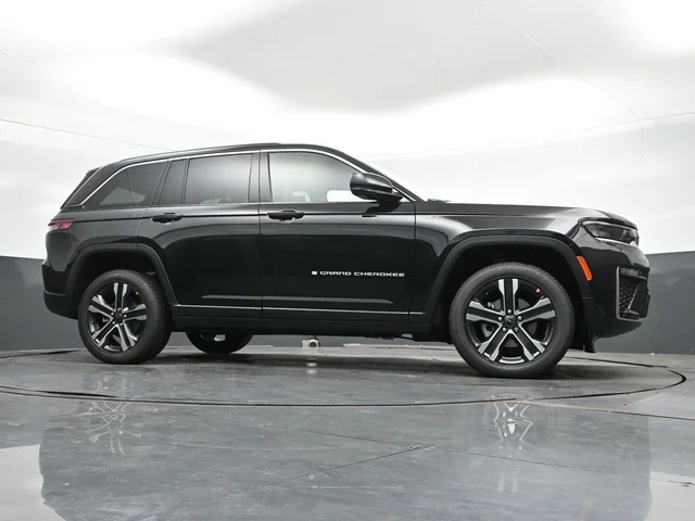 Nuevos JEEP GRAND CHEROKEE à Estados chez autogozo