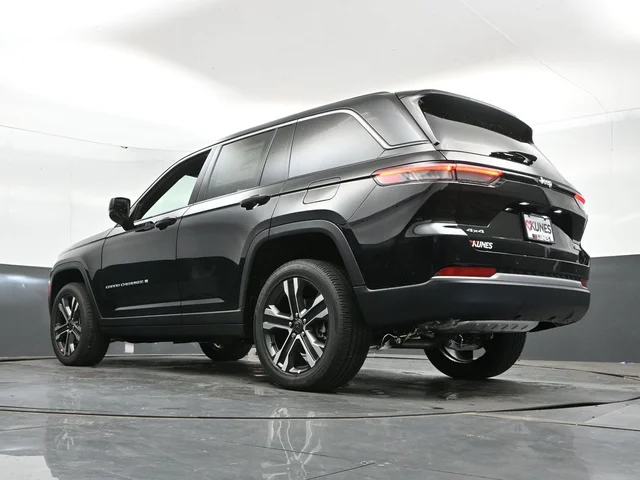 Nuevos JEEP GRAND CHEROKEE à Estados chez autogozo