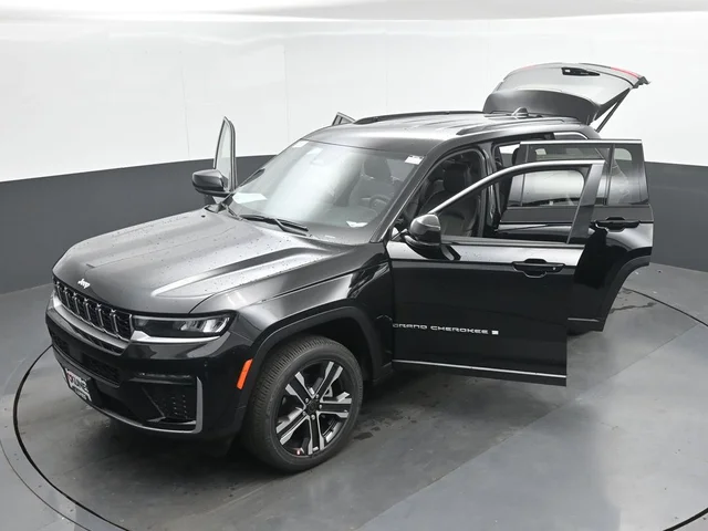Nuevos JEEP GRAND CHEROKEE à Estados chez autogozo