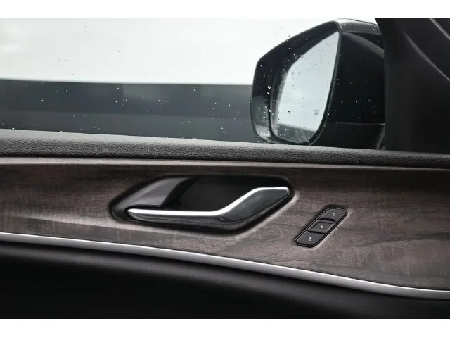 Nuevos JEEP GRAND CHEROKEE à Estados chez autogozo