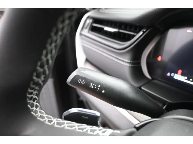 Nuevos JEEP GRAND CHEROKEE à Estados chez autogozo