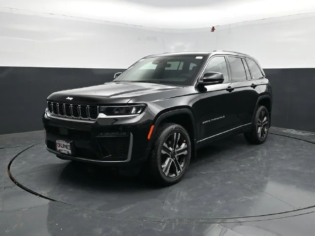 Nuevos JEEP GRAND CHEROKEE à Estados chez autogozo
