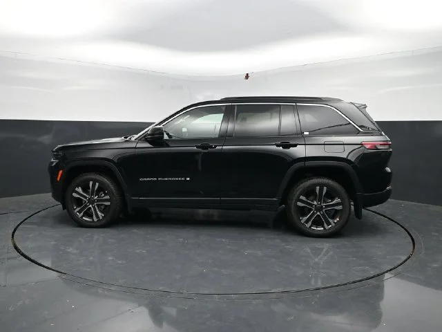 Nuevos JEEP GRAND CHEROKEE à Estados chez autogozo