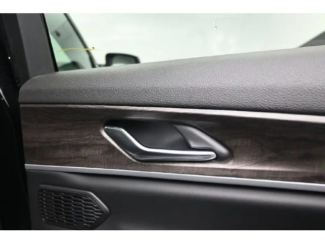 Nuevos JEEP GRAND CHEROKEE à Estados chez autogozo