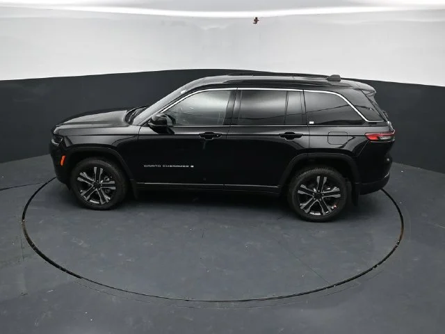 Nuevos JEEP GRAND CHEROKEE à Estados chez autogozo