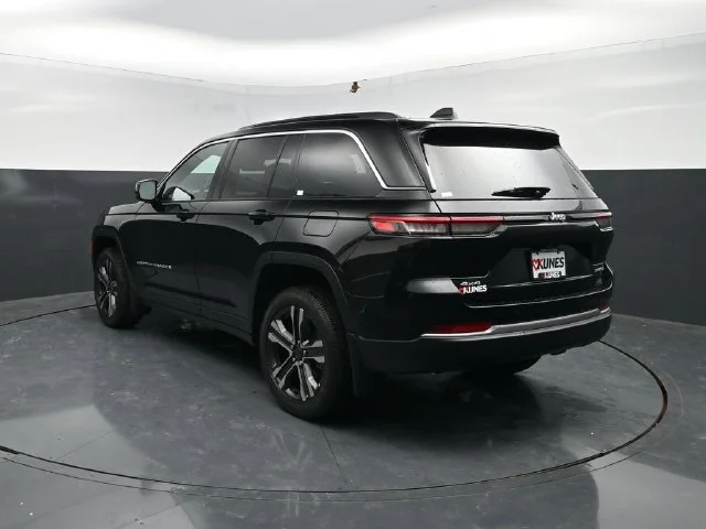 Nuevos JEEP GRAND CHEROKEE à Estados chez autogozo