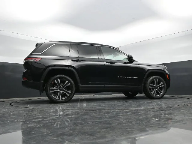 Nuevos JEEP GRAND CHEROKEE à Estados chez autogozo