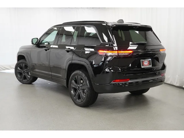 Nuevos JEEP GRAND CHEROKEE à Estados chez autogozo