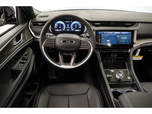 Nuevos JEEP GRAND CHEROKEE à Estados chez autogozo