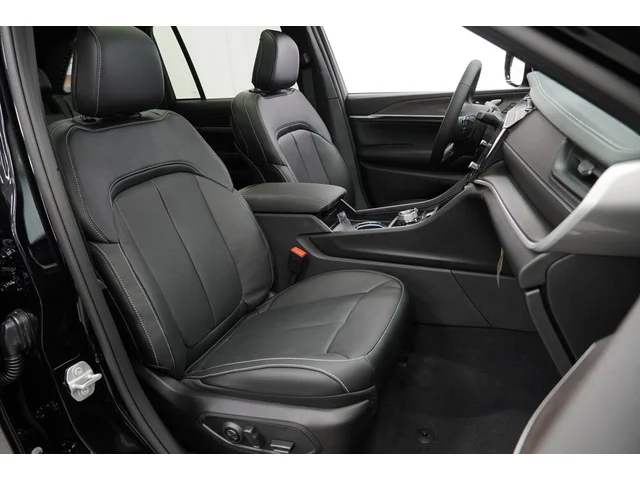 Nuevos JEEP GRAND CHEROKEE à Estados chez autogozo