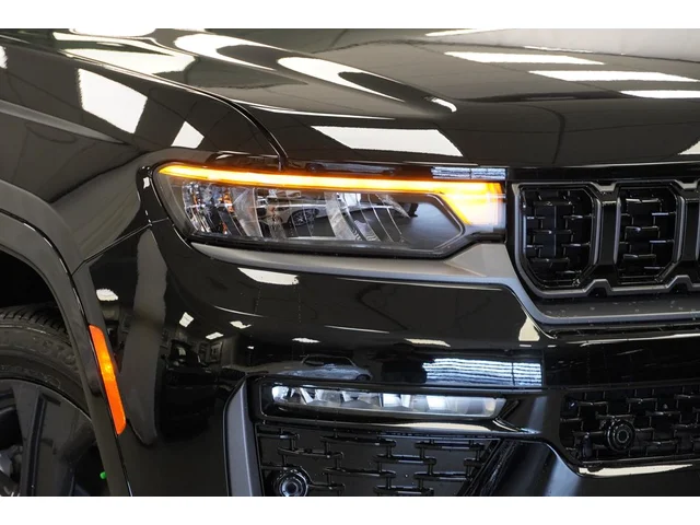 Nuevos JEEP GRAND CHEROKEE à Estados chez autogozo