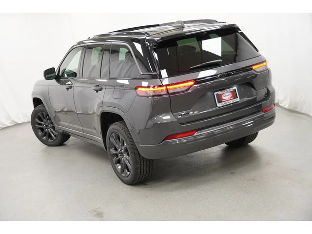 Nuevos JEEP GRAND CHEROKEE à Estados chez autogozo