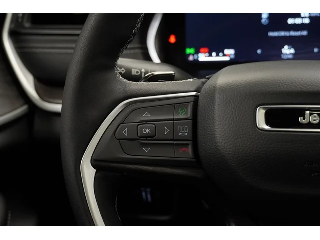 Nuevos JEEP GRAND CHEROKEE à Estados chez autogozo