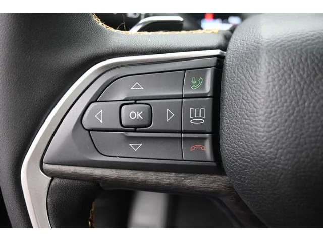 Nuevos JEEP GRAND CHEROKEE à Estados chez autogozo