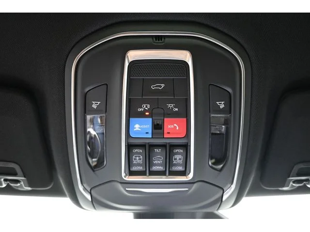Nuevos JEEP GRAND CHEROKEE à Estados chez autogozo