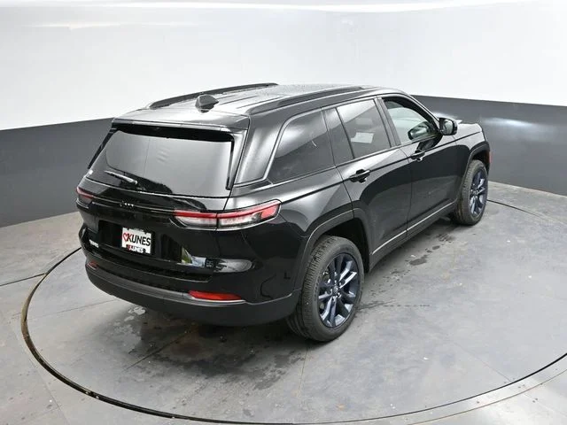 Nuevos JEEP GRAND CHEROKEE à Estados chez autogozo