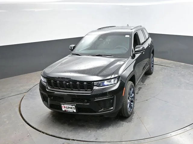 Nuevos JEEP GRAND CHEROKEE à Estados chez autogozo