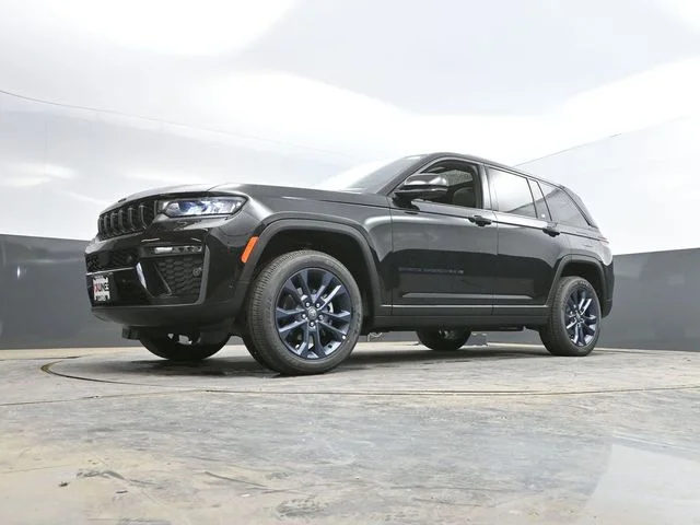 Nuevos JEEP GRAND CHEROKEE à Estados chez autogozo