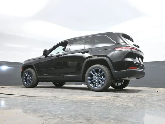Nuevos JEEP GRAND CHEROKEE à Estados chez autogozo