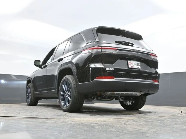Nuevos JEEP GRAND CHEROKEE à Estados chez autogozo