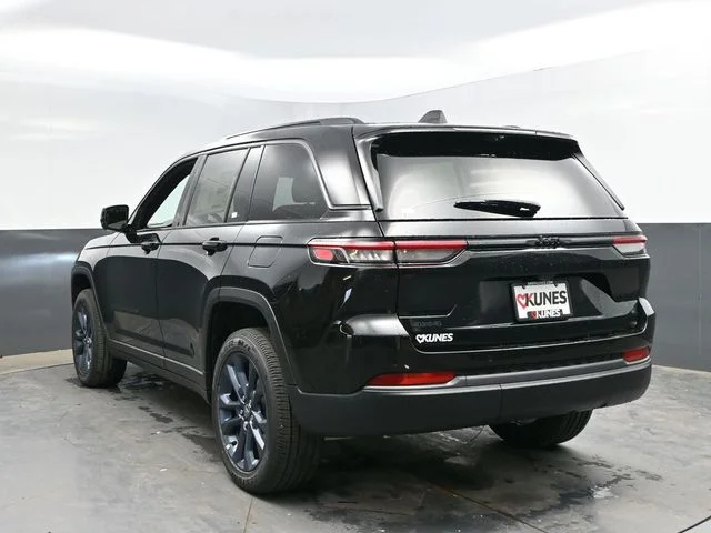 Nuevos JEEP GRAND CHEROKEE à Estados chez autogozo
