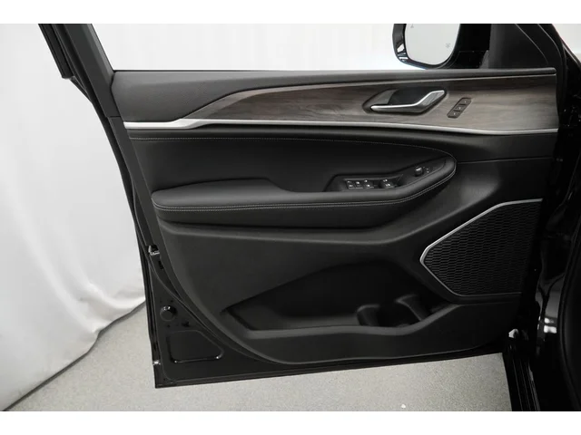Nuevos JEEP GRAND CHEROKEE à Estados chez autogozo