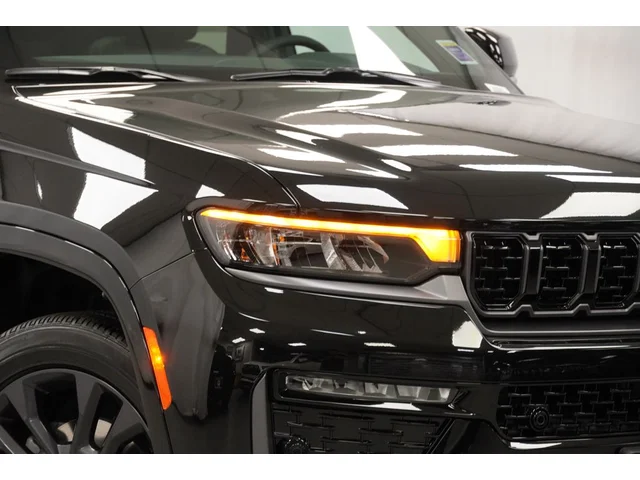 Nuevos JEEP GRAND CHEROKEE à Estados chez autogozo