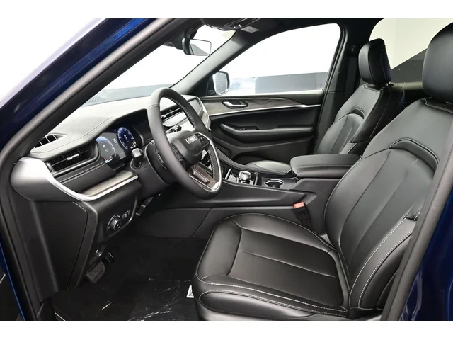 Nuevos JEEP GRAND CHEROKEE à Estados chez autogozo