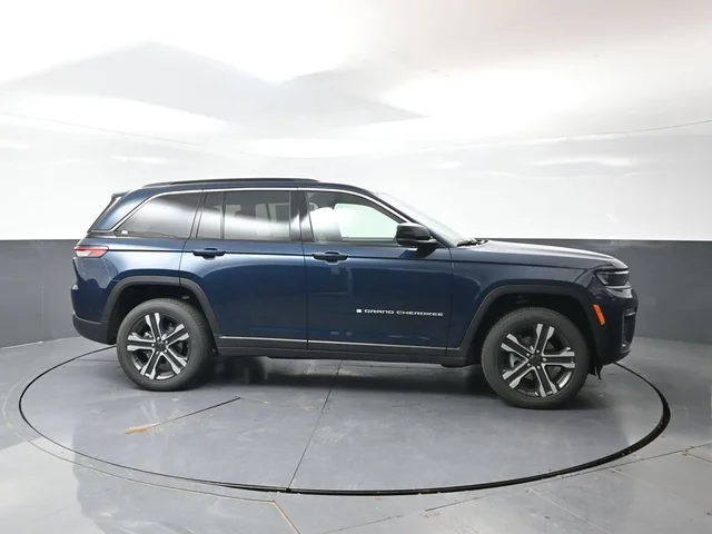 Nuevos JEEP GRAND CHEROKEE à Estados chez autogozo